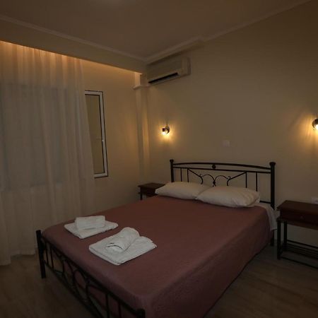 Angelos Apartments Ликсури Экстерьер фото