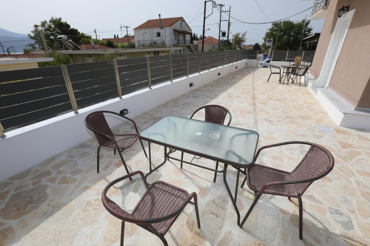Angelos Apartments Ликсури Экстерьер фото